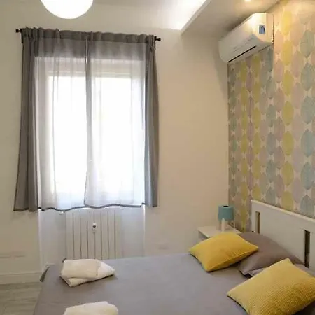 Casa E Per Vacanze Jenner Apartament *